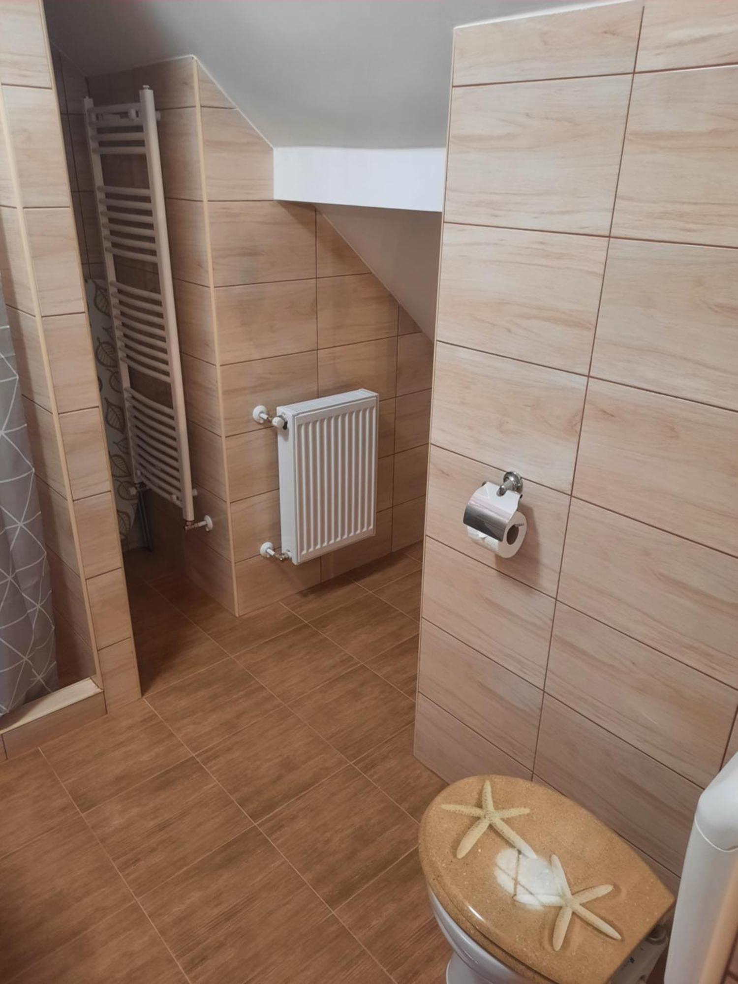 Апартаменты Galeria Vendeghaz Хайдусобосло Экстерьер фото