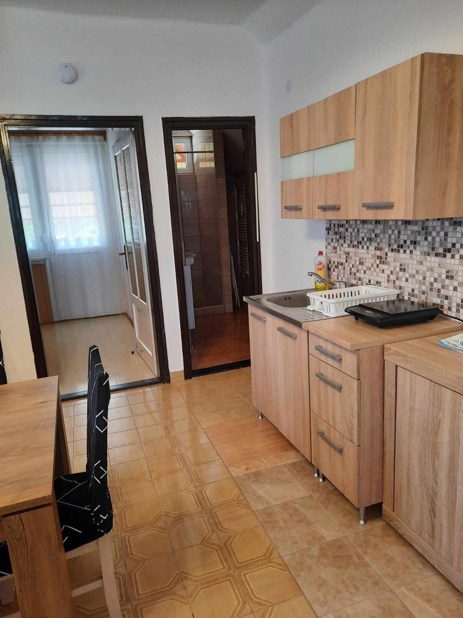 Апартаменты Galeria Vendeghaz Хайдусобосло Экстерьер фото